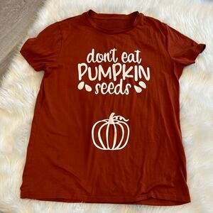 Pumpkin Maternity T-shirt. Large.